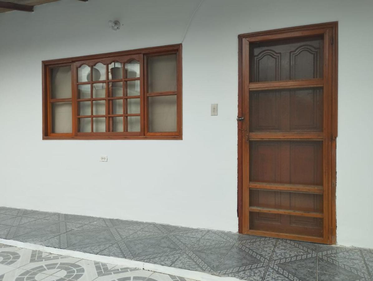 Leticias Guest House Zewnętrze zdjęcie